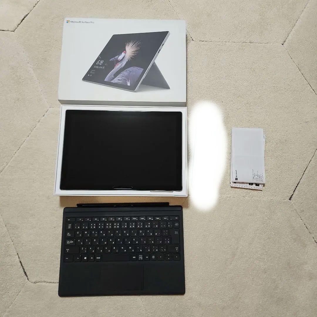 Microsoft Surface Pro 第5世代 本体 + 付属品