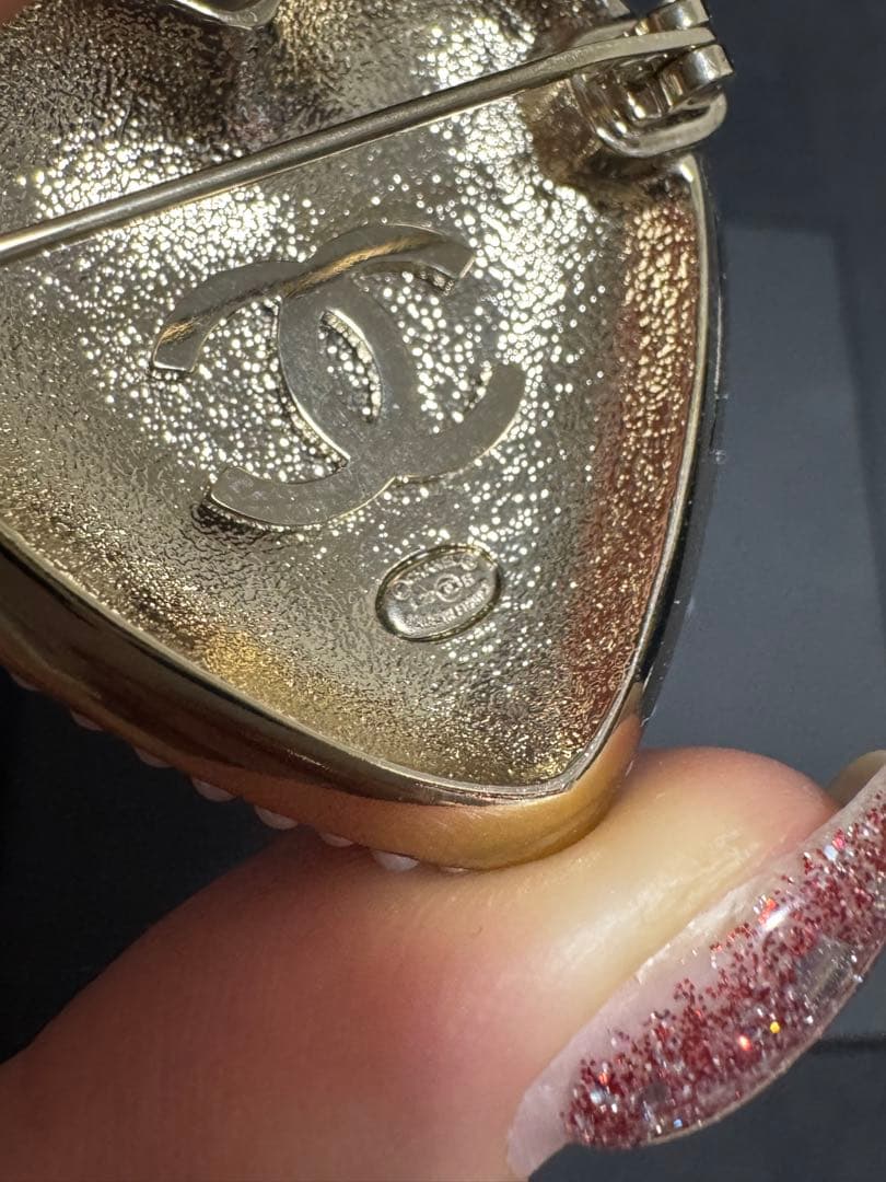 CHANEL ハート型ブローチ　パール　新品未使用