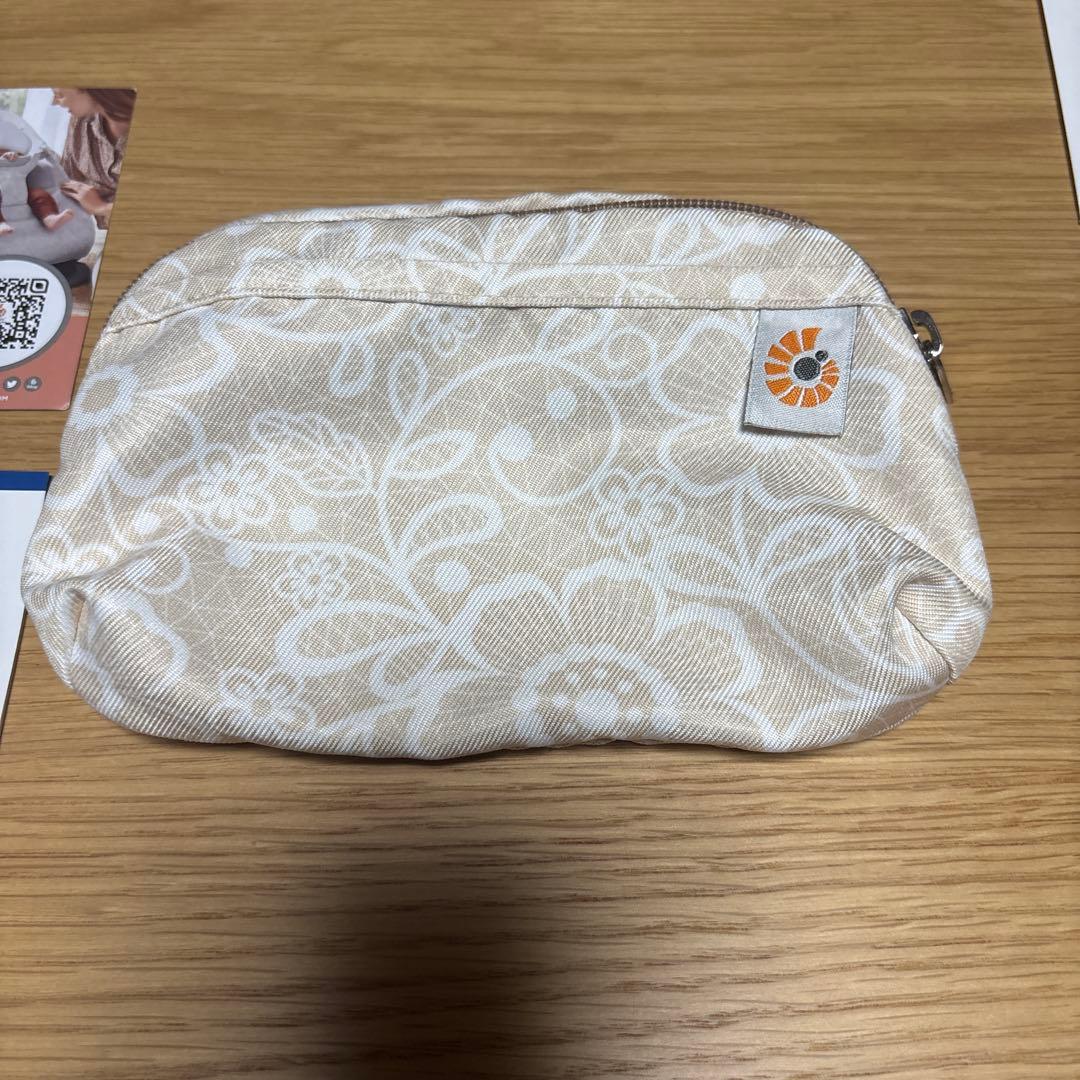エルゴ抱っこ紐 オムニブリーズ クリームフラワーレース