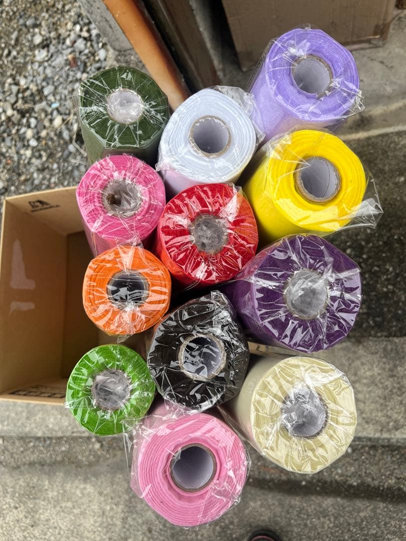 【引き取り希望】不織布ロール　フラワーラッピング　100本大量　65㎝×20m