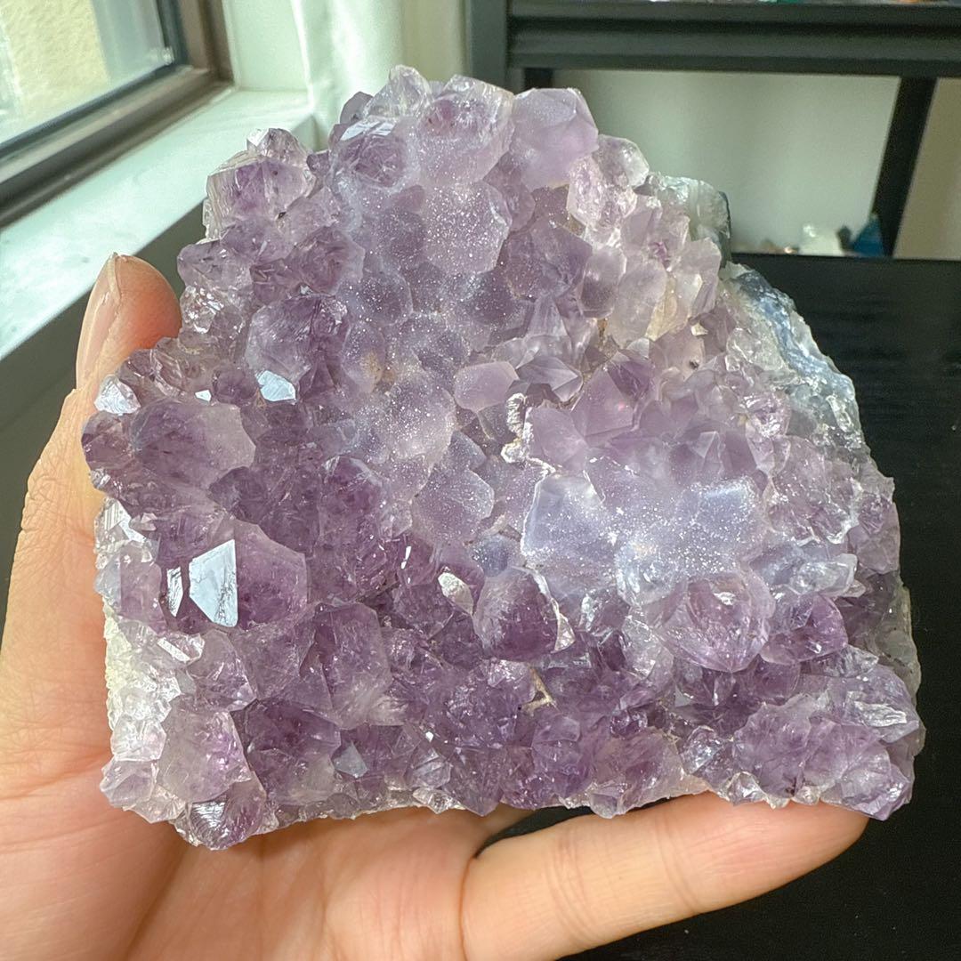 天然石シュガーアメジストの原石　置物　鉱物NO.011613