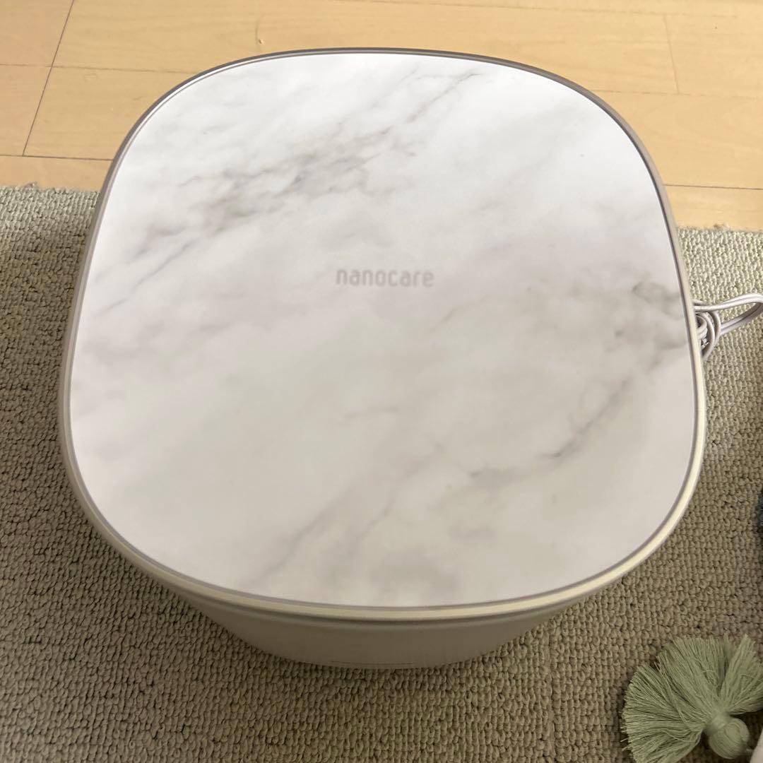 美品　Panasonic 美顔スチーマー　ナノケア