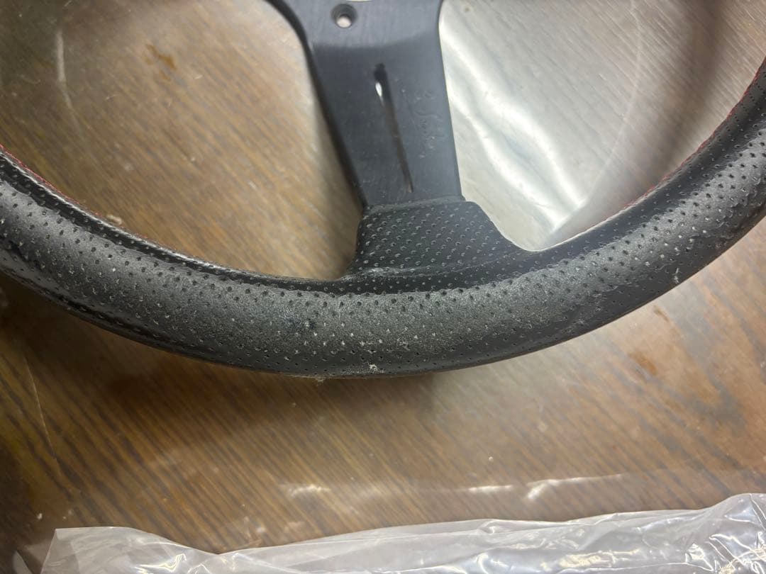 NARDI タイプラリー赤ステッチパンチングレザー　ディープコーンφ34