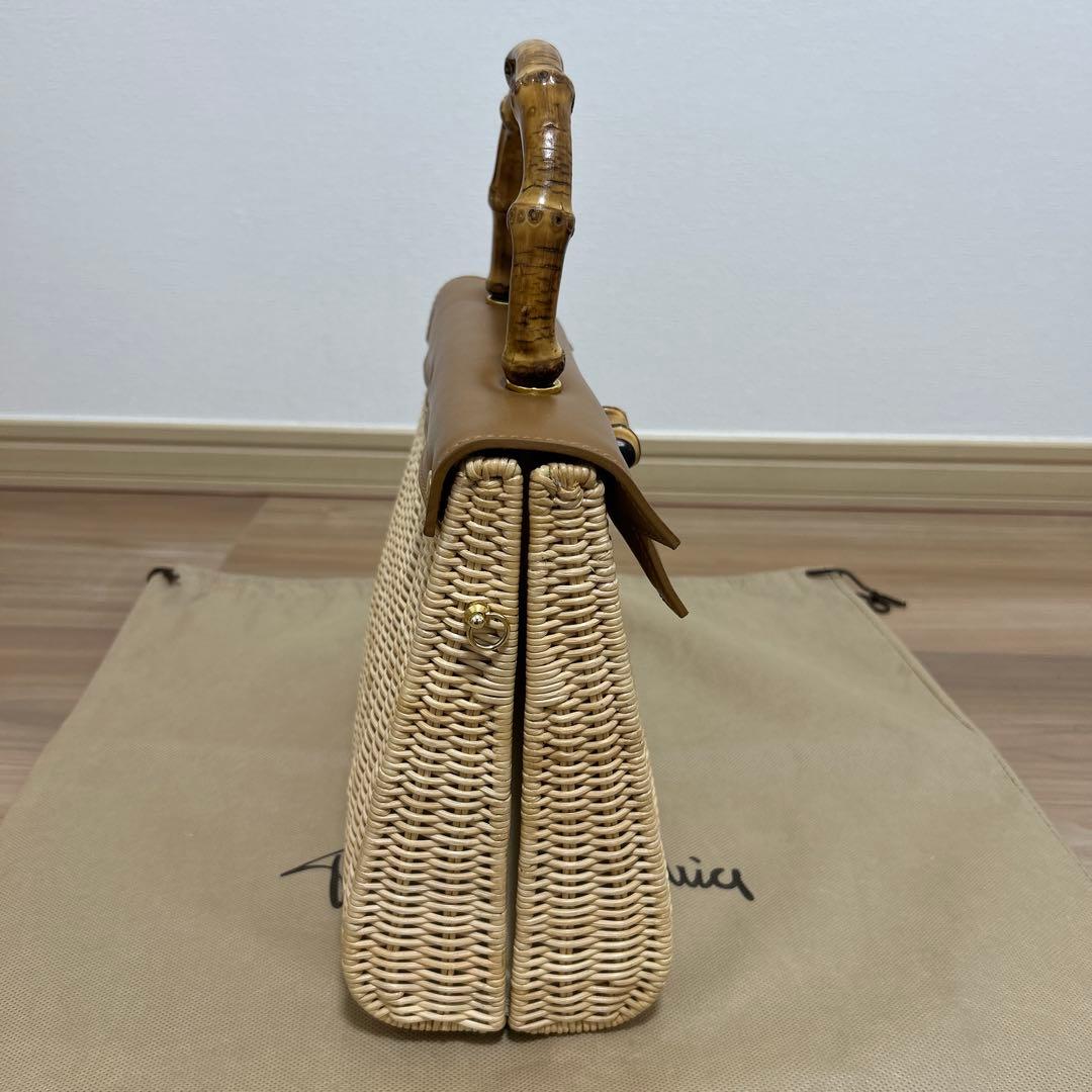 トマソカンドリア　かごバッグ