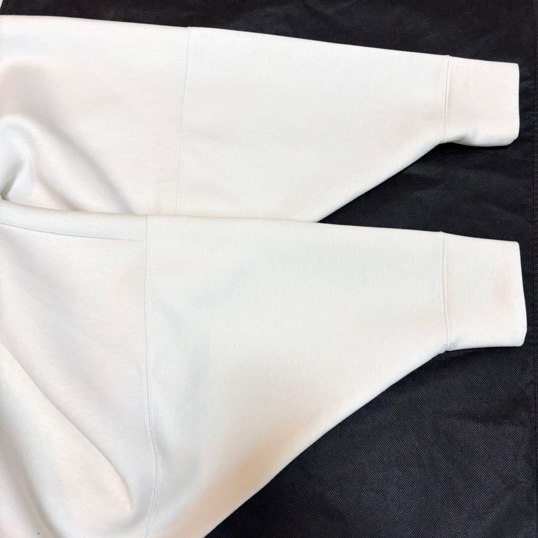 【23AW•美品】ウィムガゼット ダンボールプルオーバー オフホワイト 定番人気