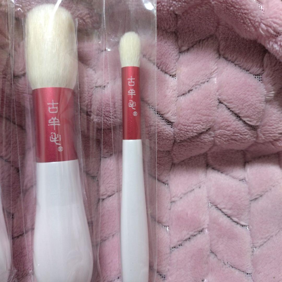 高級化粧筆 古羊毛 チークブラシ　フェイスブラシ　シャドウブラシ　3本セット