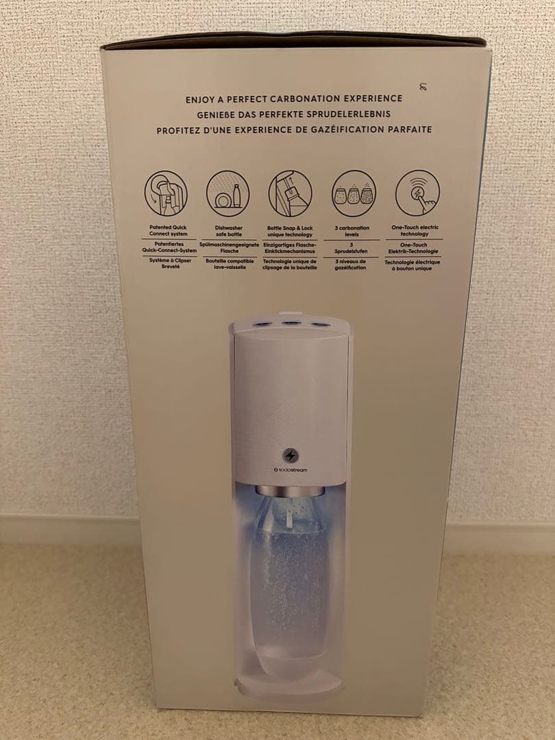 【新品未使用】sodastream E-TERRA 自動炭酸水メーカー　ホワイト