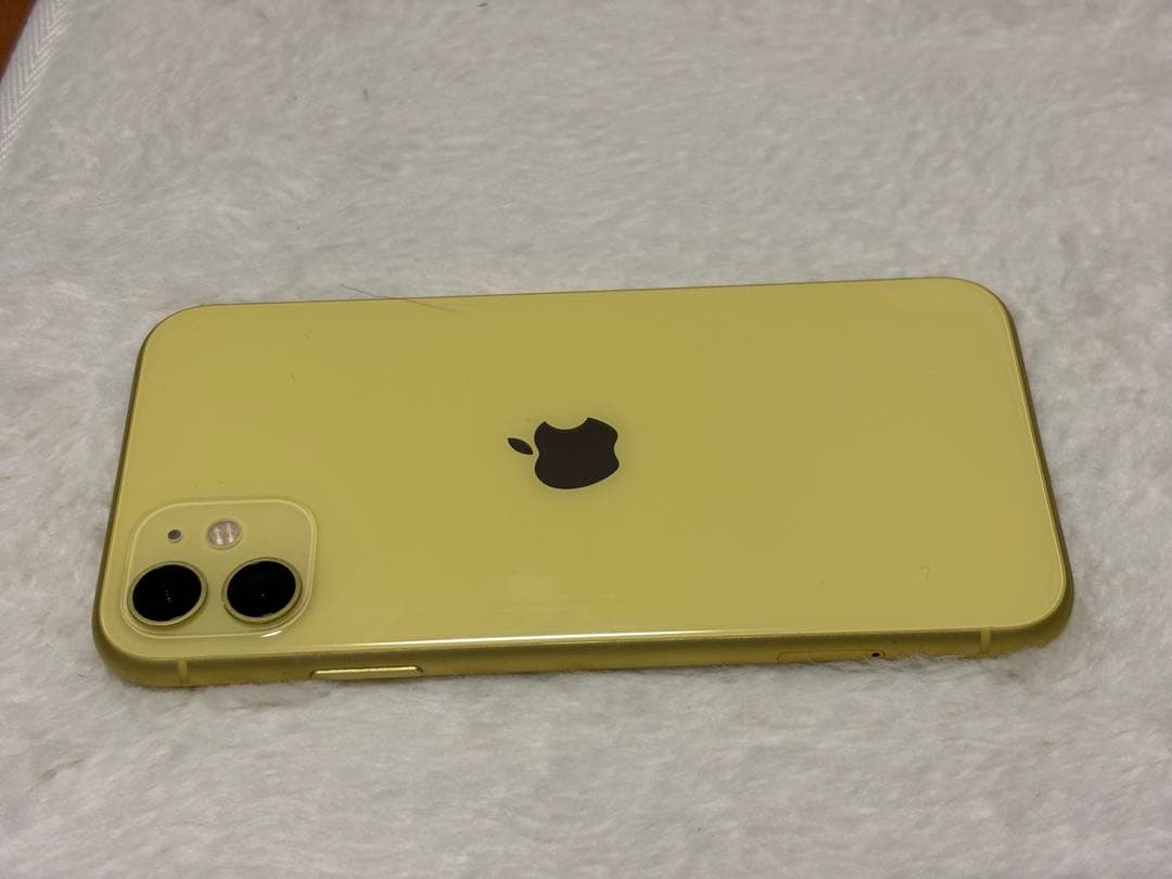 iPhone 11 イエロー 箱付き 初期化済み、SIMフリー