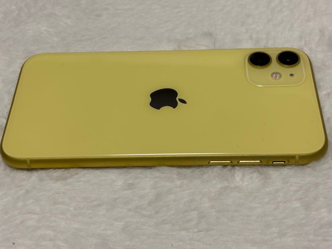 iPhone 11 イエロー 箱付き 初期化済み、SIMフリー