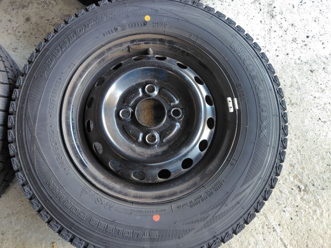 ダンロップ 145/80R12 78/80N 軽バン スタッドレスタイヤセット