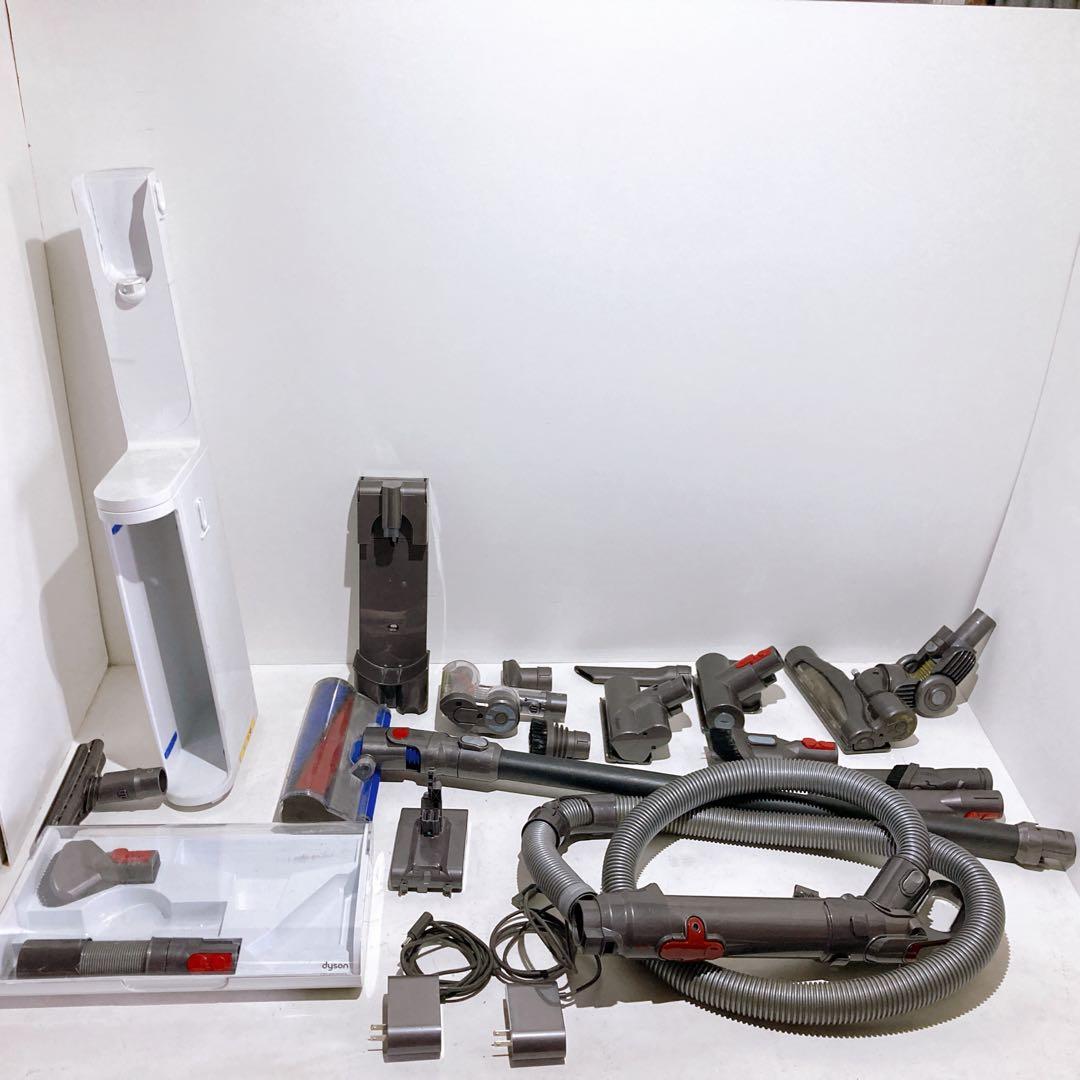 ☆【ジャンク扱い・まとめ売り】ダイソン Dyson 掃除機 本体 パーツ