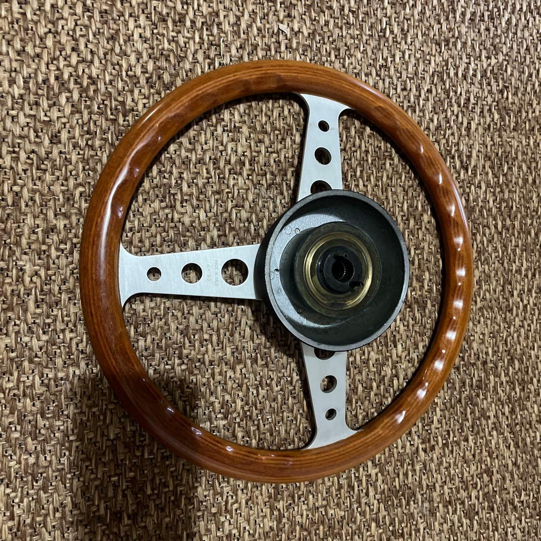 モモ　momo indy インディ　35パイ　ウッドステアリング