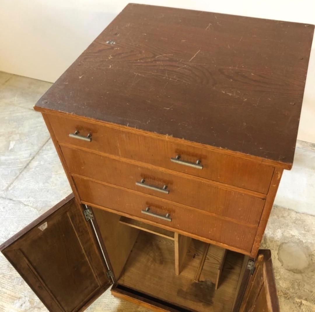 木製キャビネット　昭和レトロ　桐材家具　書類棚　リビング　収納　引出し　観音開き