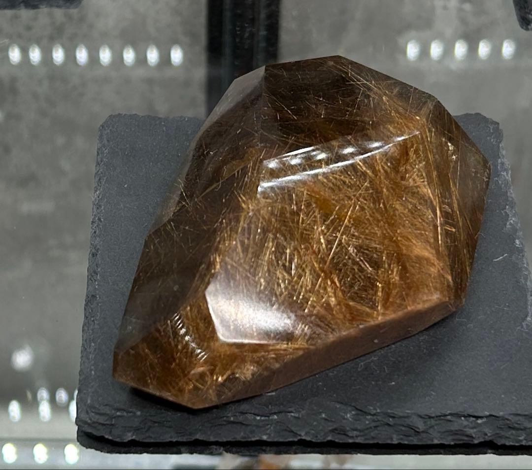 ルチルクォーツ原石　349g