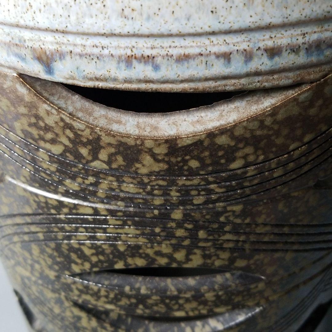 信楽焼傘立て  グレー胴透かし 高さ４４cm