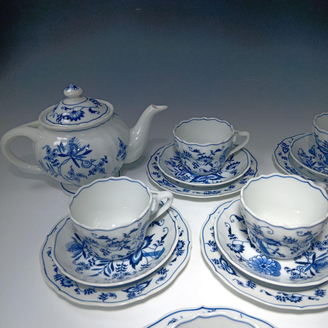 ブルーダニューブカップ＆ソーサ6客 ケーキ皿6枚　ティーポット１個セット