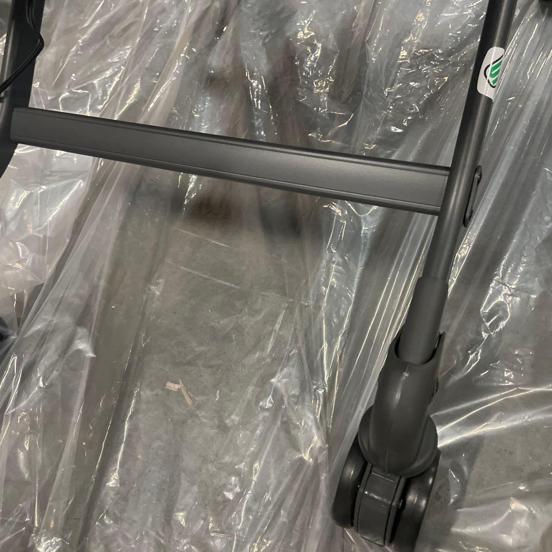 コンビ ネムリラ オートスイング BEDiスリープシェル