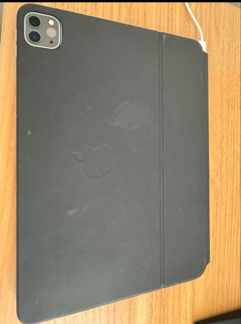 ipad pro 11インチ第3世代256GB magic keyboard付き