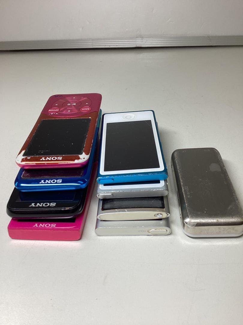 T*i様 ジャンク　SONY ウォークマン、iPod など　 まとめて9点
