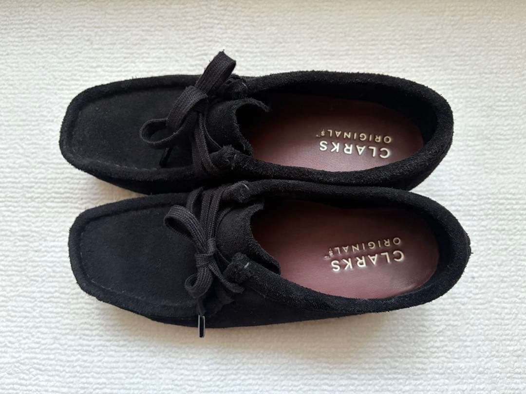 クラークス　ワラビー　ブラック