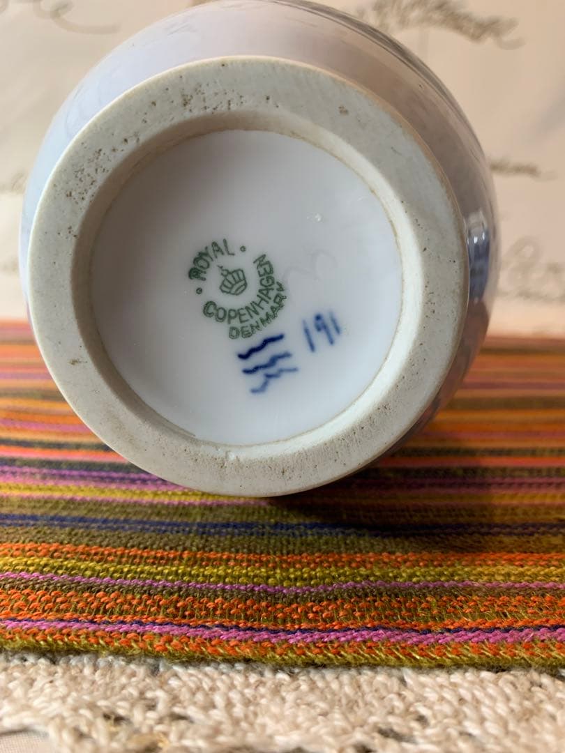 ロイヤルコペンハーゲン　1926年アンティークのローゼンボー城が描かれた花瓶！