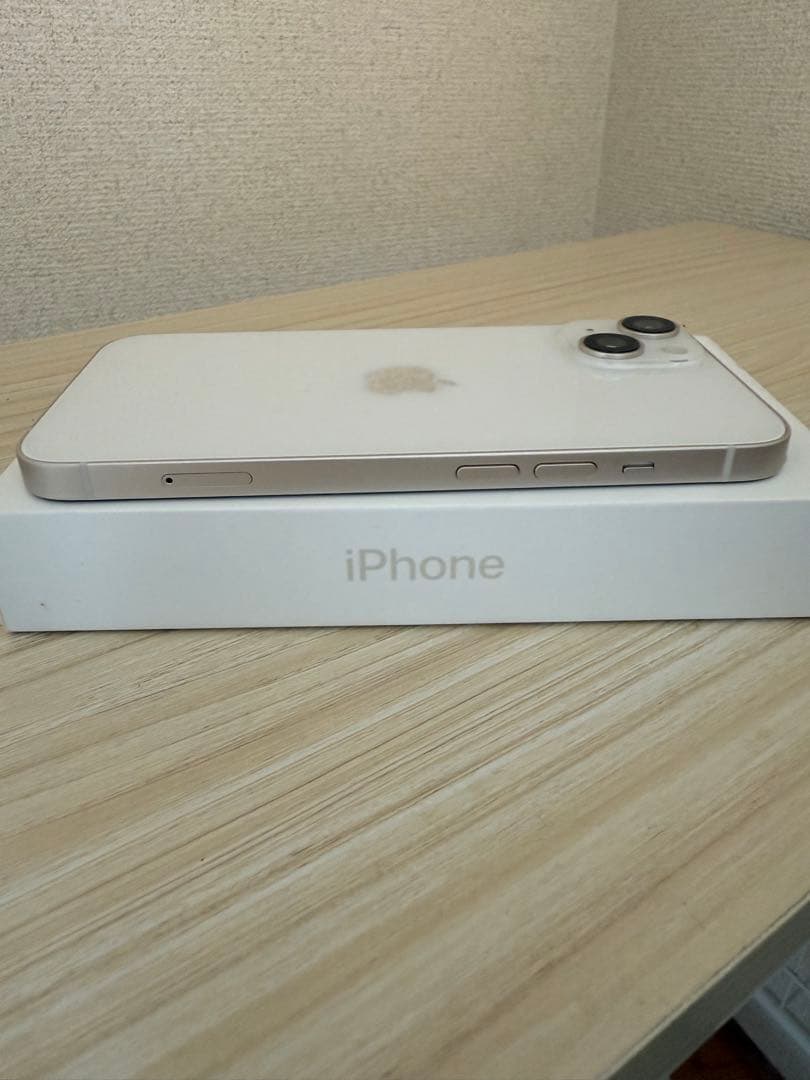iPhone 14 本体 スターライト