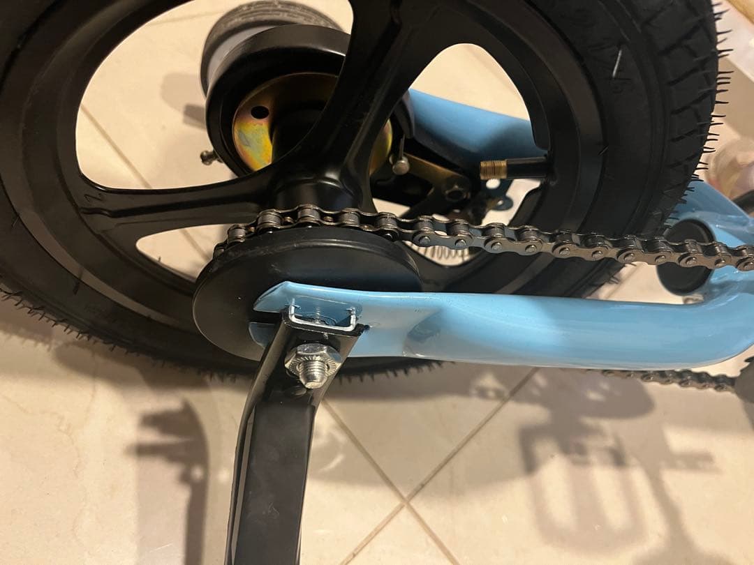 【美品】JGUON バランスバイク 青 補助輪付き