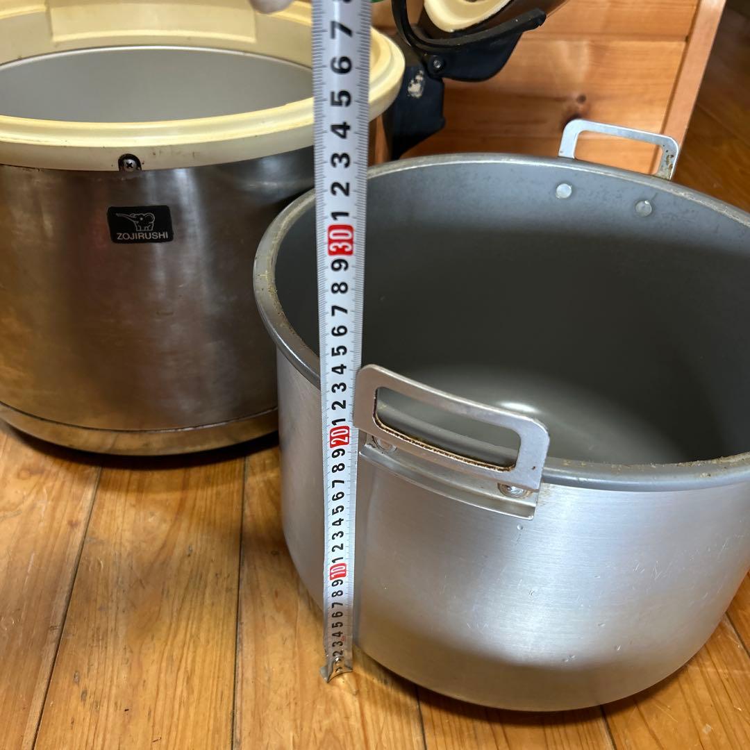 Zojirushi 象印、炊飯器、業務用￼ステンレス炊飯器