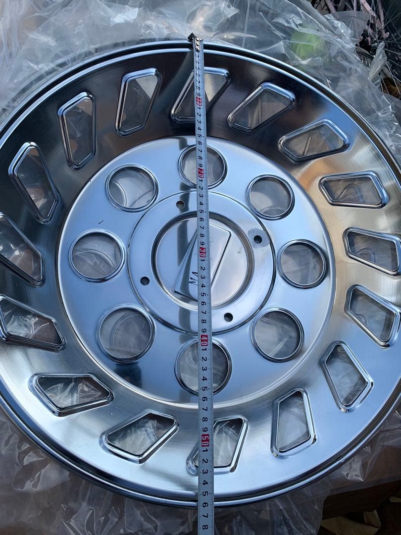 Hino 大型トラック バスDX ホイールカバー 2枚入