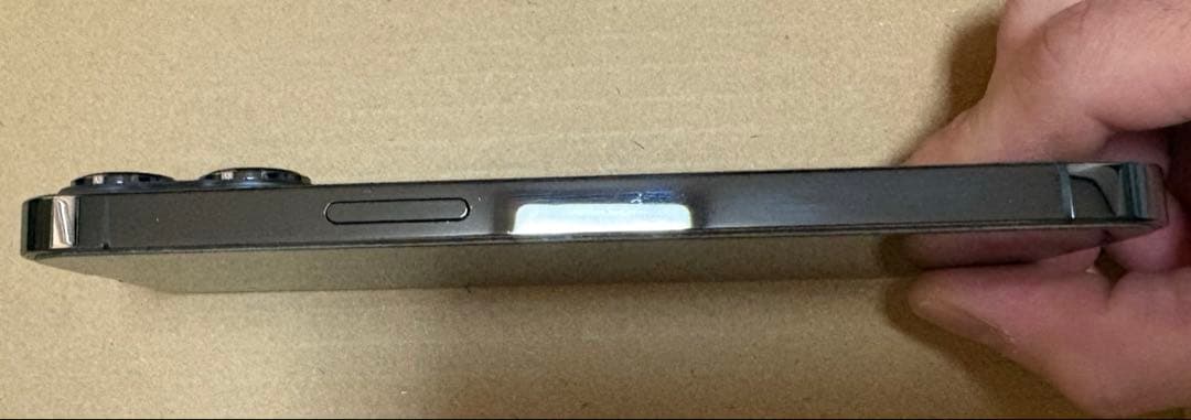 美品 Apple iPhone 13Pro 256GBグラファイト SIMフリー