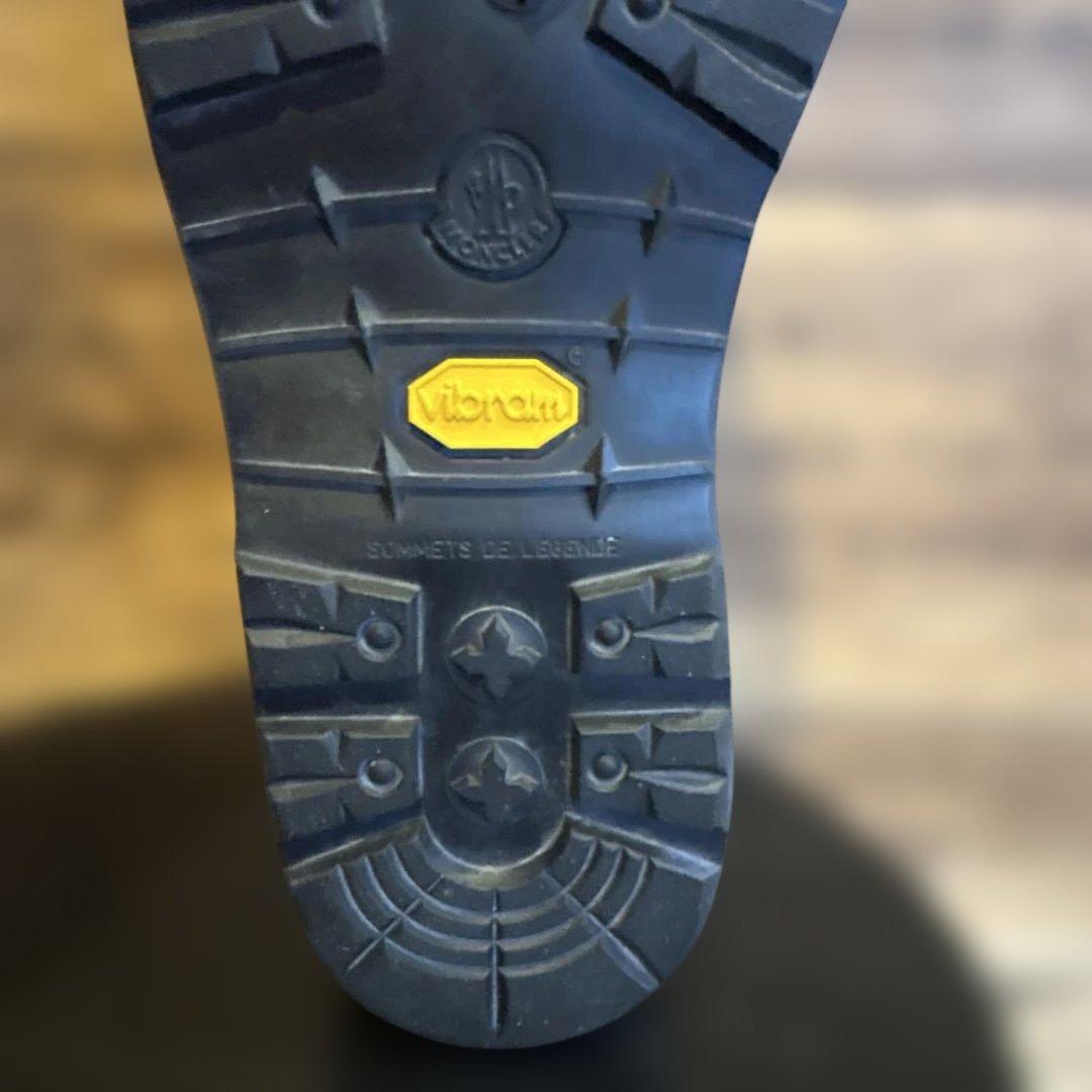 MONCLER ダークブラウン ワークブーツ