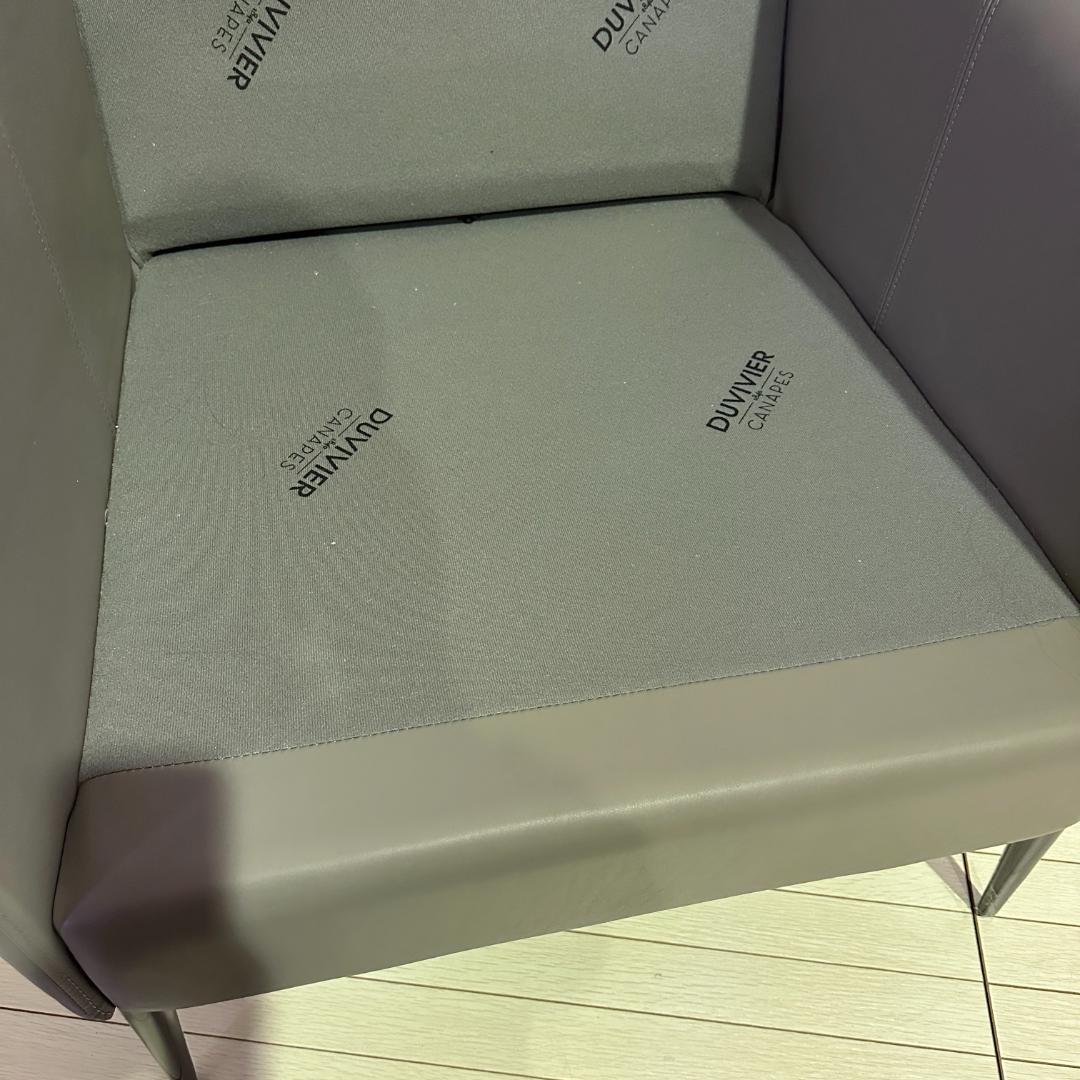 DUVIVIER　デュヴィヴィエ　MERCHIOR　1人掛ソファ　本革　120万