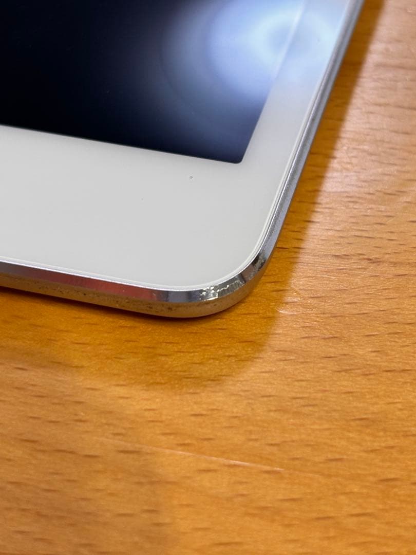 iPad mini 第4世代 Wi-Fiモデル　128GB