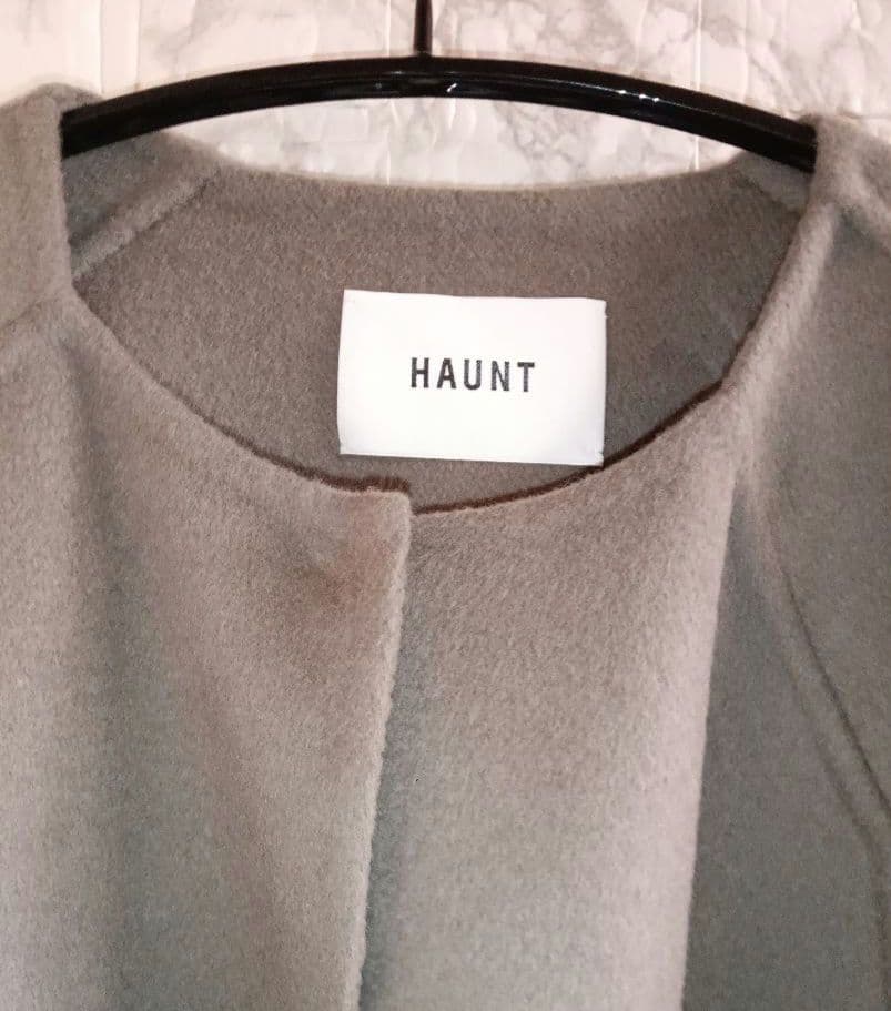 美品★HAUNT ★上質ウールケープコート　グレージュ