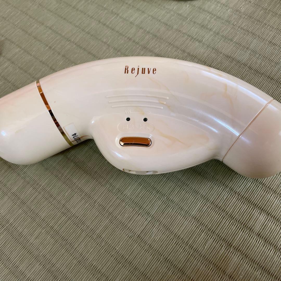 リジューヴェ　美顔器