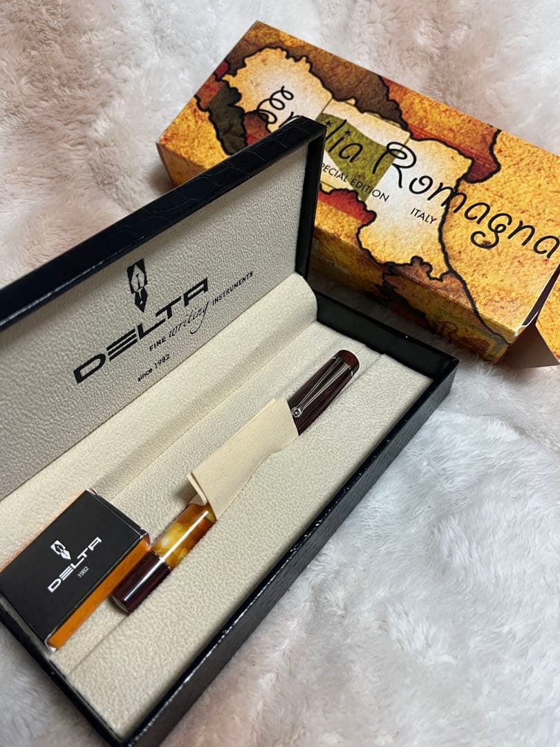 ☆日本限定50本 新品未使用 デルタ 万年筆 エミリアロマーニャ ニブF☆