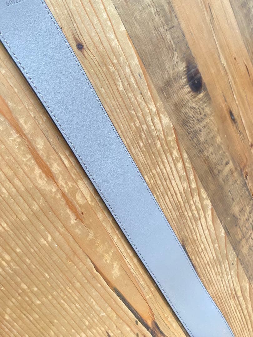 GUCCI グレー レザー ベルト ダブルGロゴ