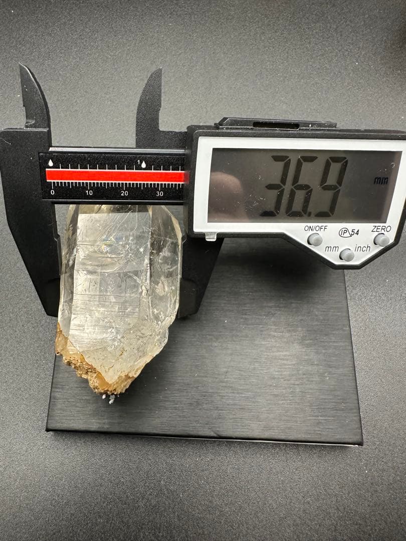 エレスチャルクォーツ（水入虹り）