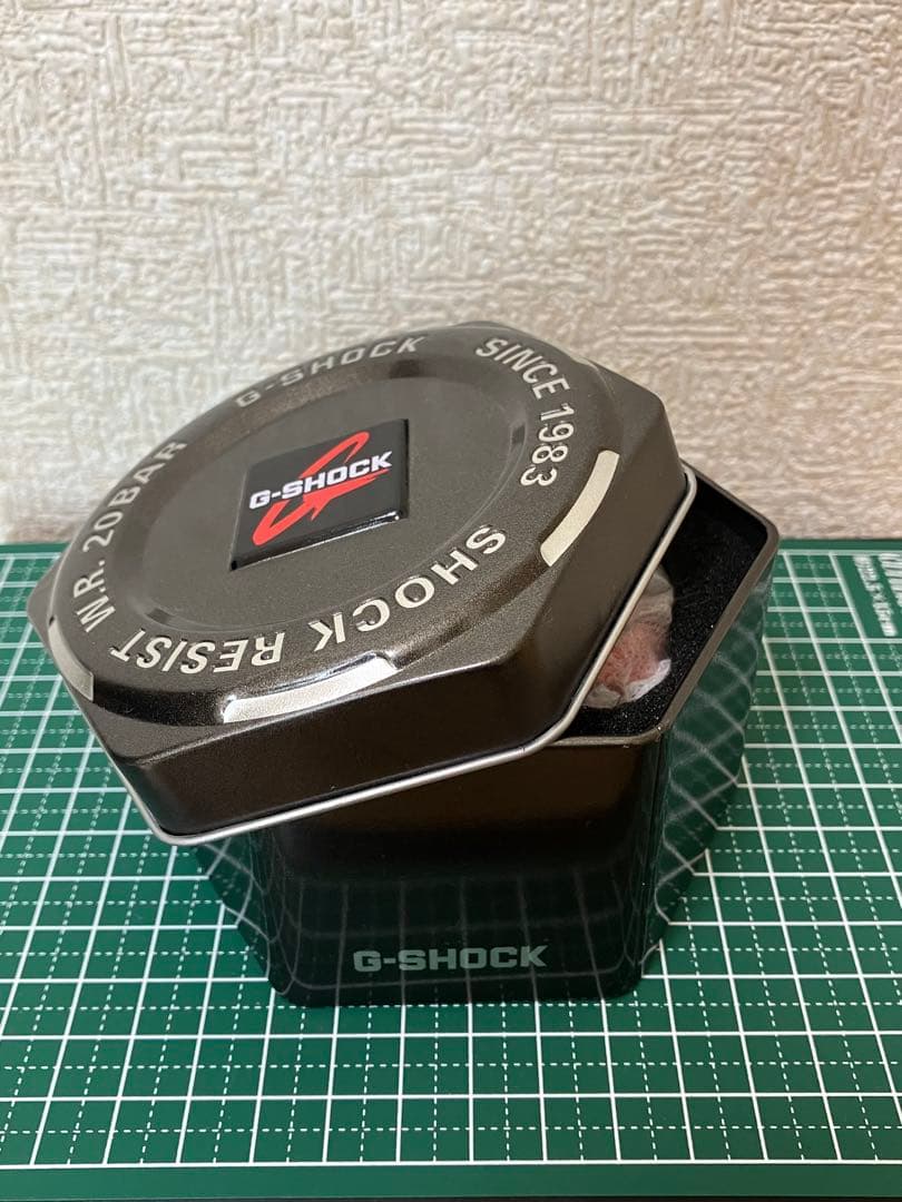 CASIO G-SHOCK G-8000 オレンジ×ブラック レッド液晶