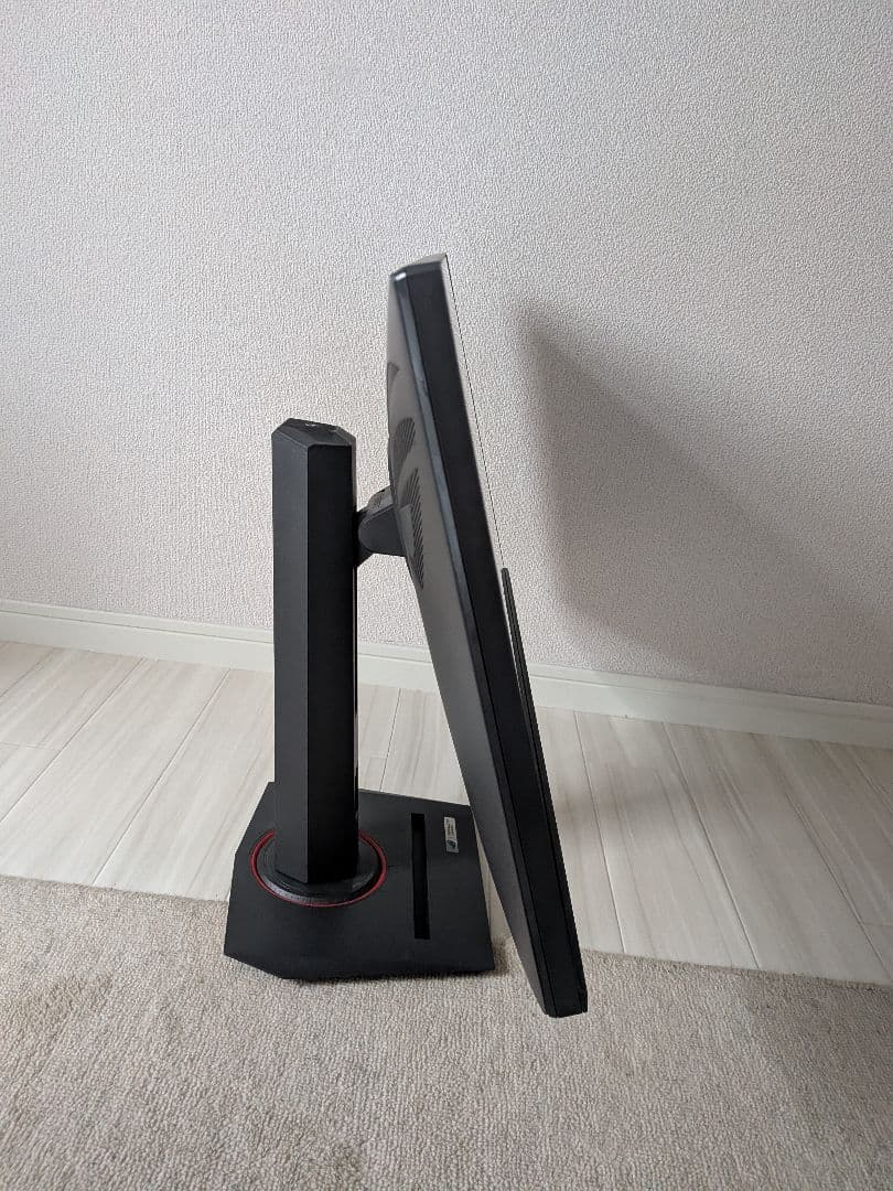 ASUS ROG Strix XG27UCS 27インチ4Kゲーミングモニター