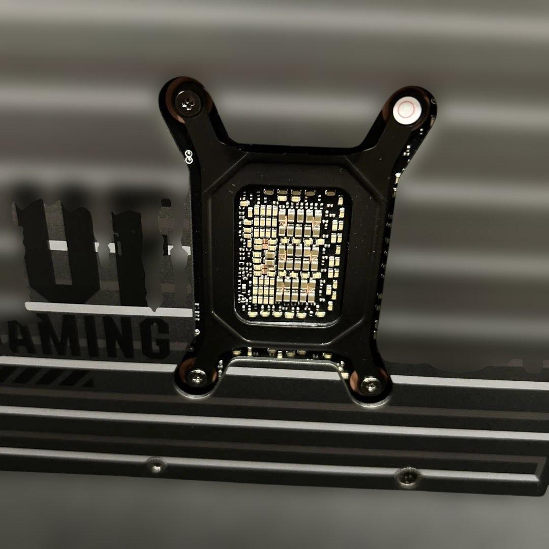 グラフィックボード・グラボ・ビデオカード ASUS TUF GAMING GeForce RTX 5070 Ti