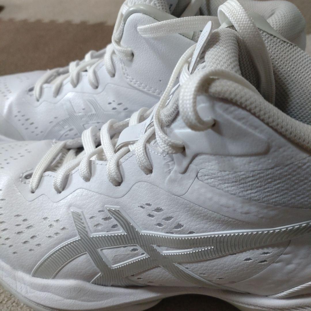 ASICS バスケットボールシューズ ホワイト　24.5cm　箱付き