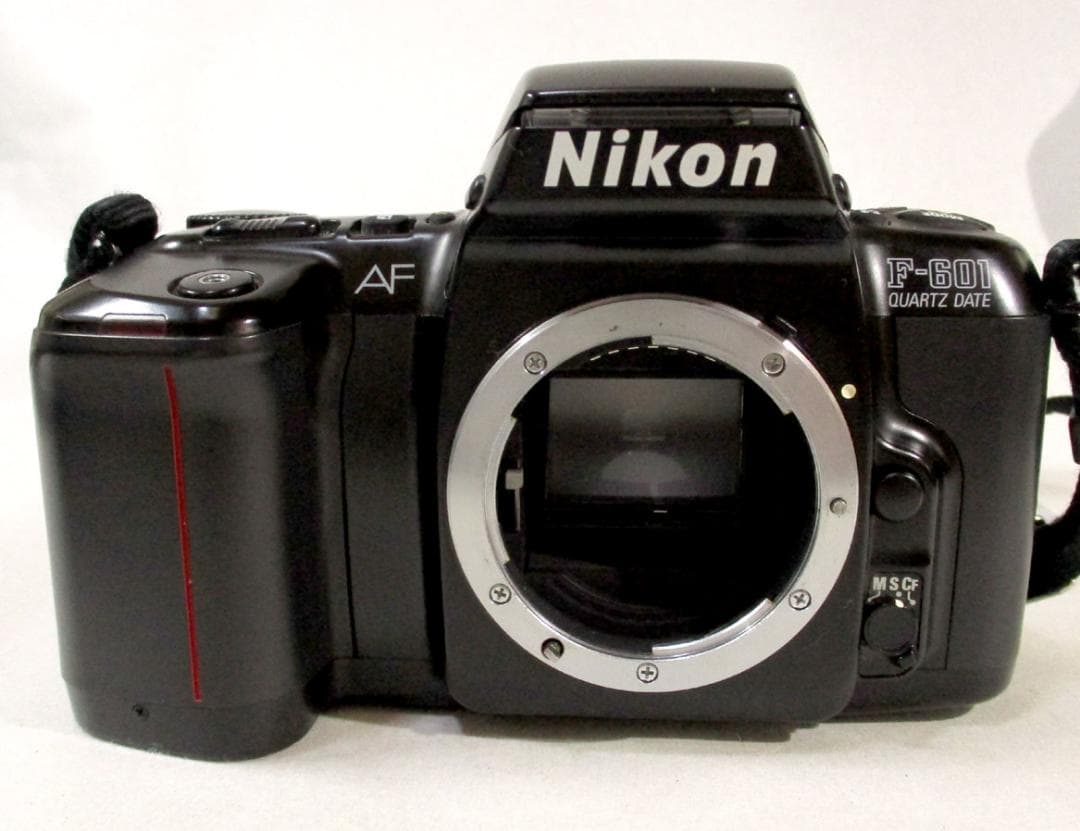 Nikon　F-601 AF本体／35-70mmレンズ／35-135mmレンズ