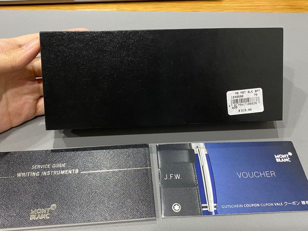 モンブラン　ボールペン　ブラック　新品未使用　自宅保管