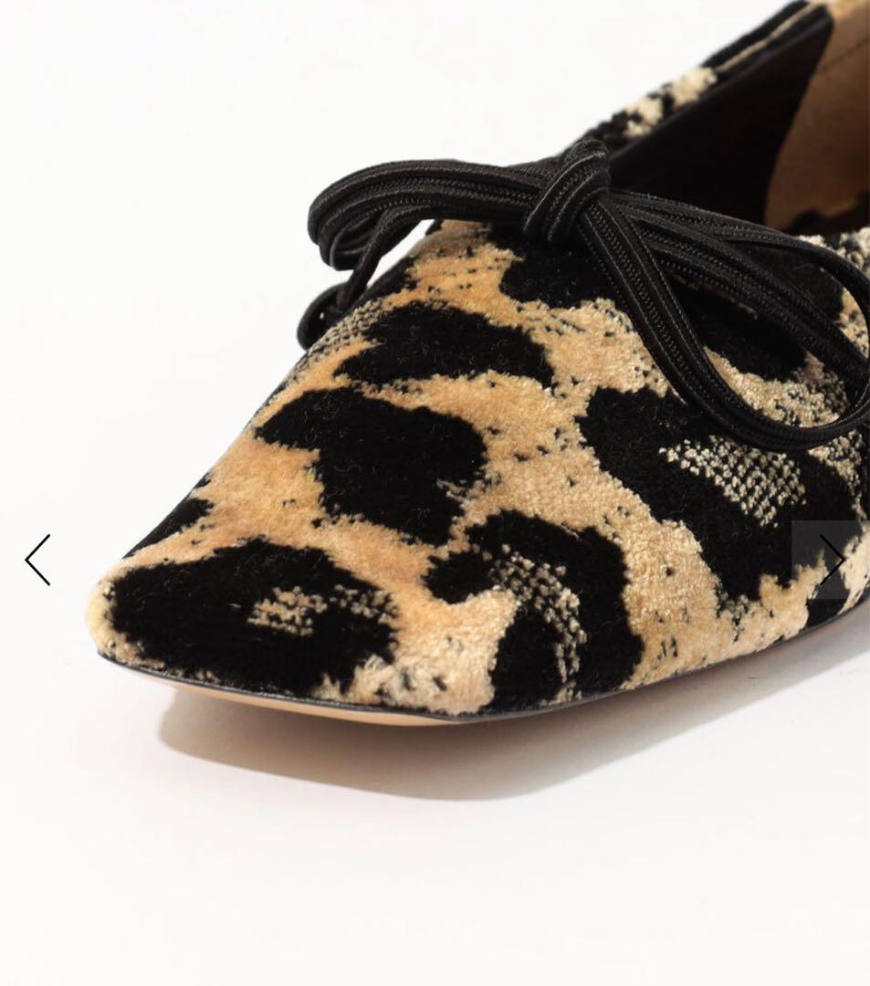 美品　PIPPICHIC ヒョウ柄 フラットシューズ