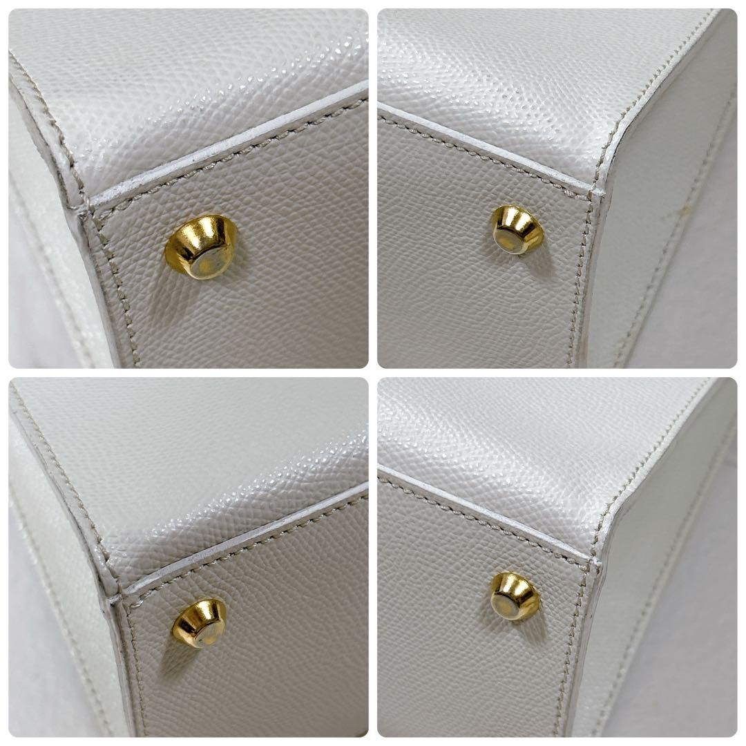 美品 Carbotti Elena 243 カルボッティ エレナ ベージュ