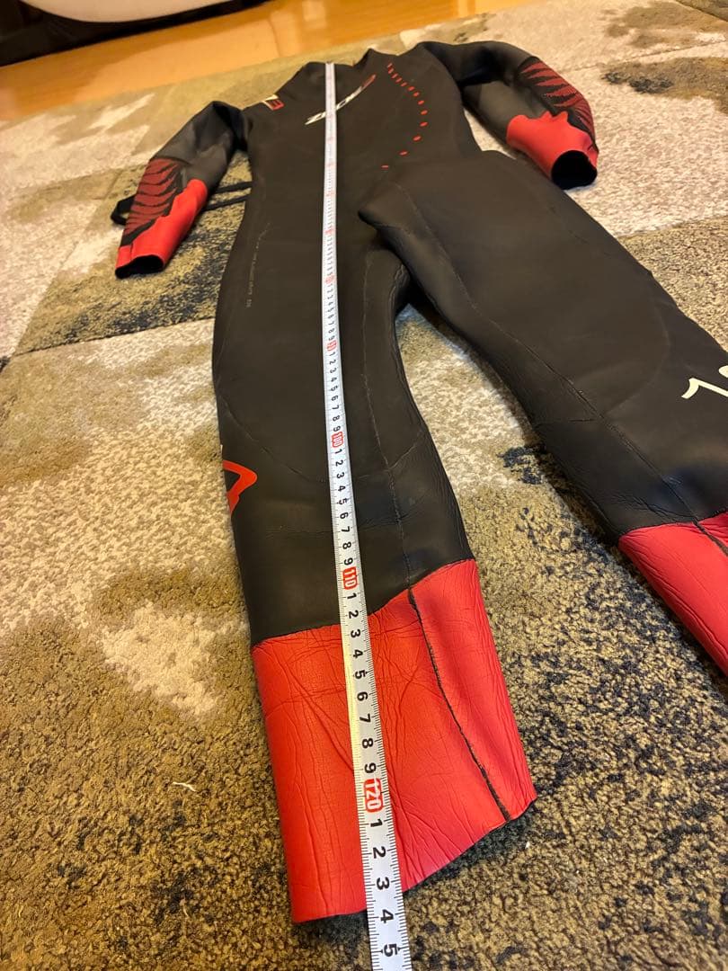 Zoneトライアスロン用ウェットスーツ メンズSM(現在はS〜XS相当)