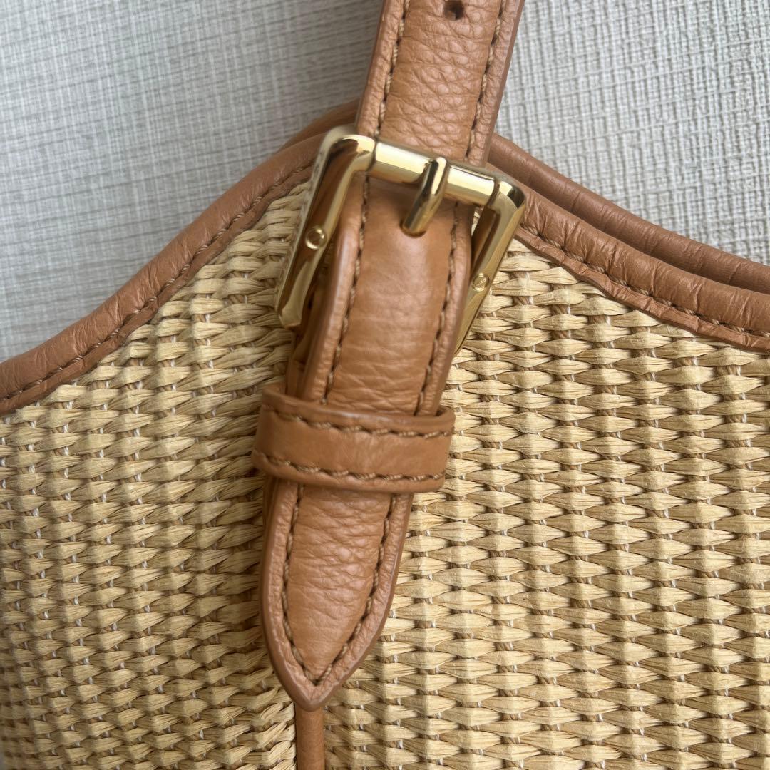 Tory Burch トリーバーチ　かごバッグ トートバック　ベージュ　A4