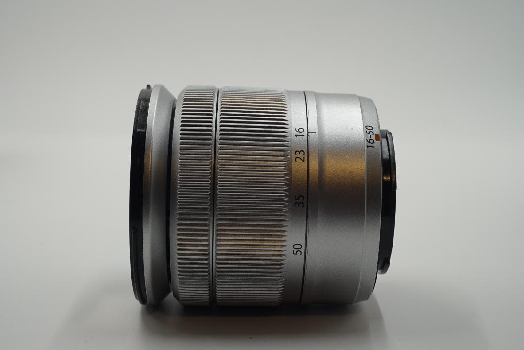 美品　FUJIFILM X-T30 XC16-50mmレンズ付き
