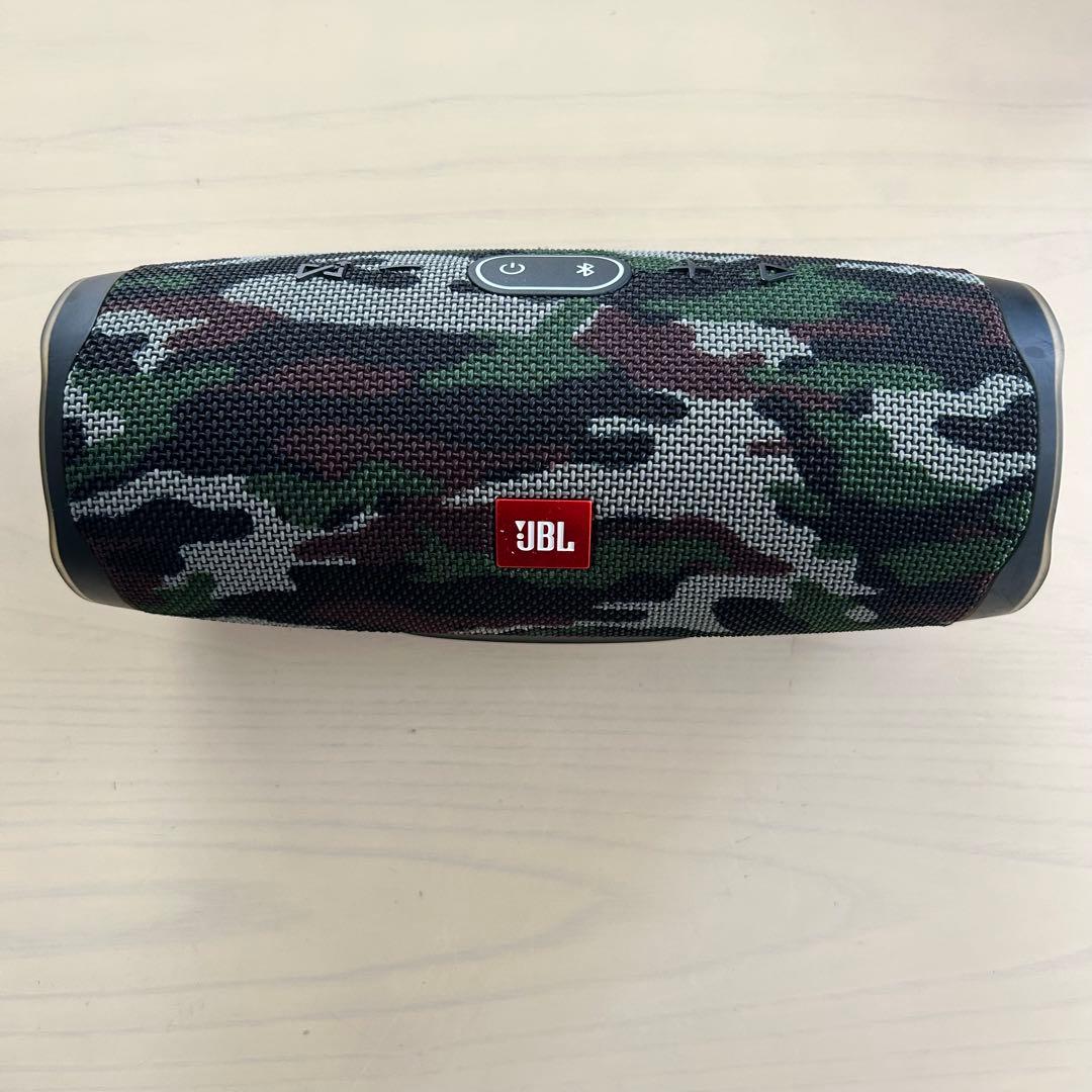【美品】JBL Charge 4 迷彩柄　スピーカー　Bluetooth